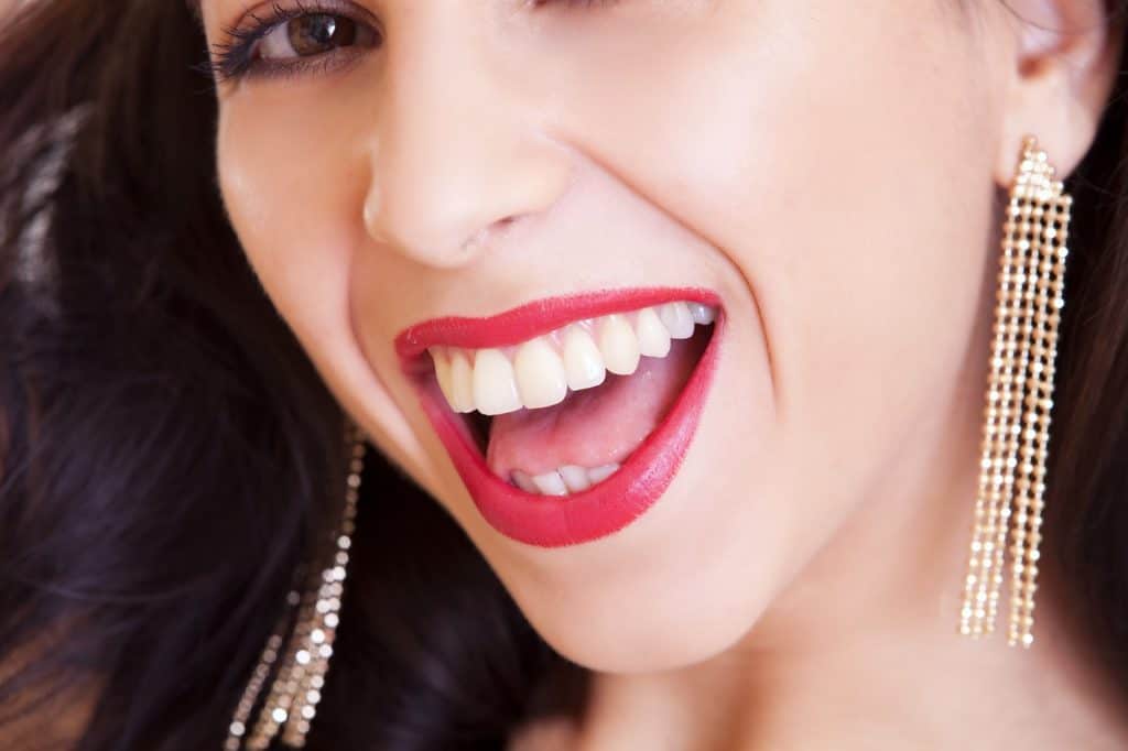 דוגמנית